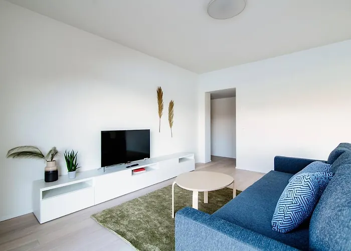 La Palma 2 By Quokka 360 - Spacious Flat With Lake View